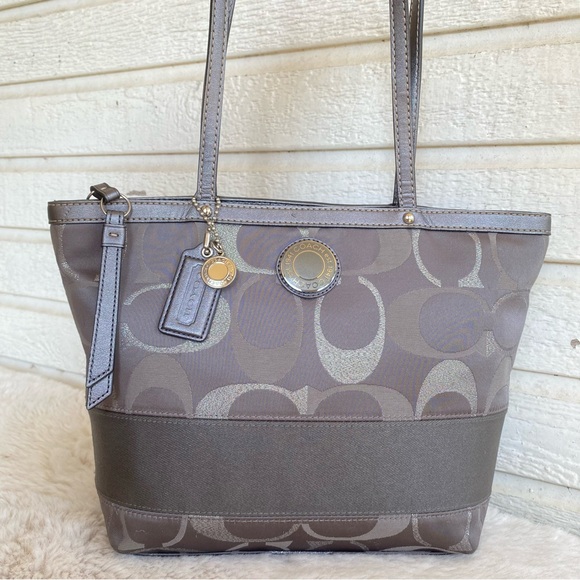 COACH Gray Signature Y2K Stripe Tote Shoulder Bag Op Art Legacy 20429 - Picture 1 of 12